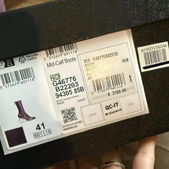 Chanel 25K Black White Pearl Ball Heel CC Logo Stretch Leather Calf Boots - Picture 8 of 8